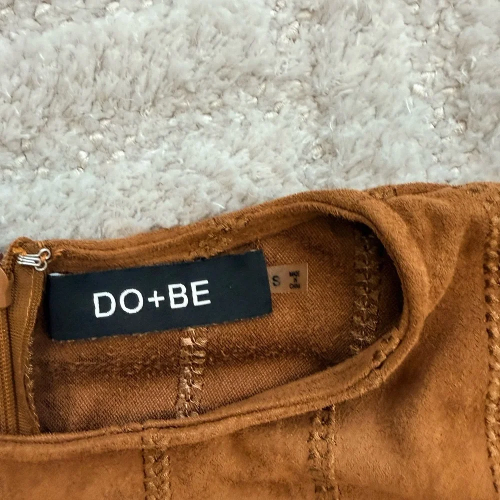 NWOT - Women’s Fall Suede Dress Size Medium - Picture 2 of 3